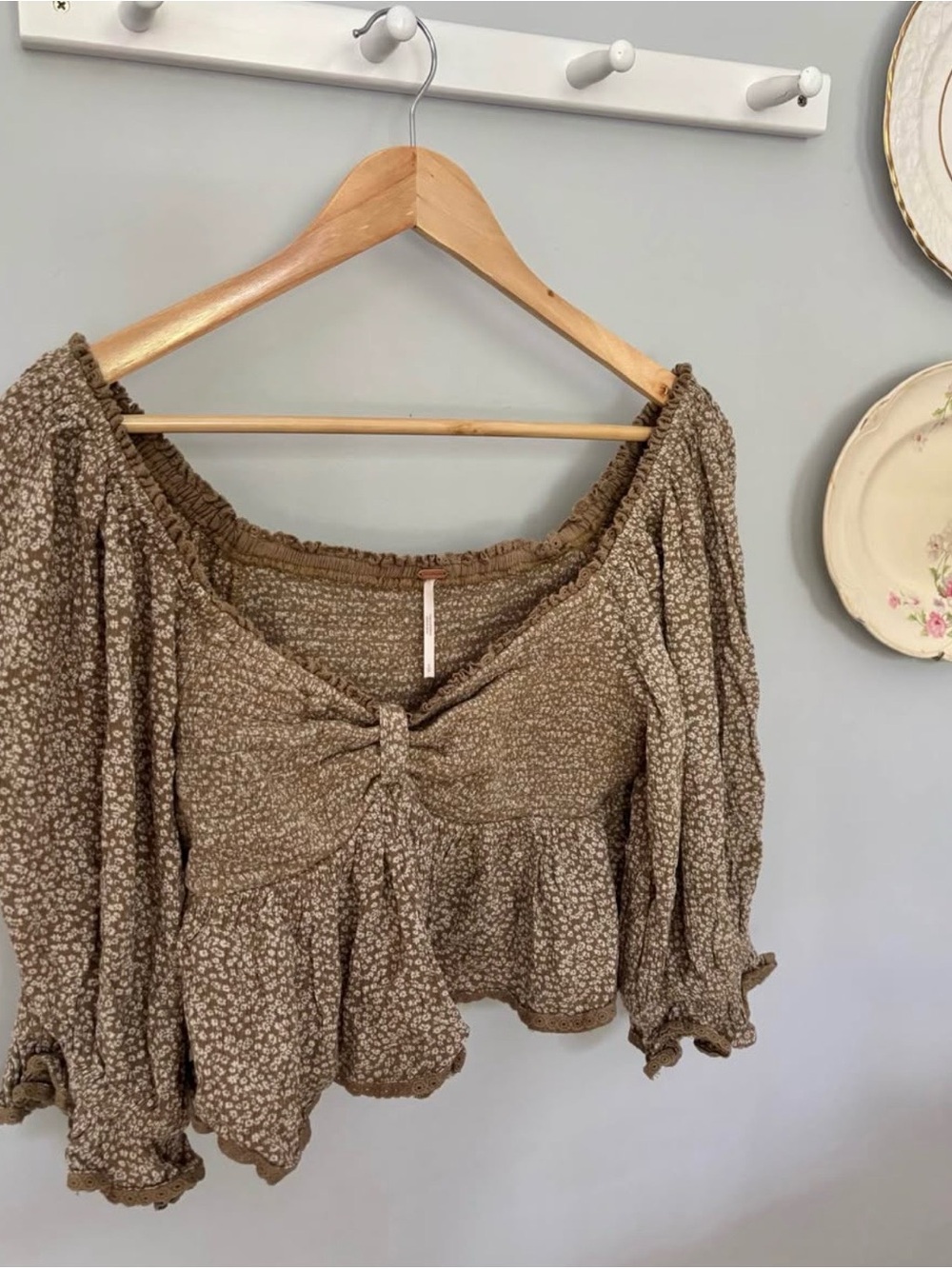 Anthropologie Taupe Floral Smocked Peasant Blouse